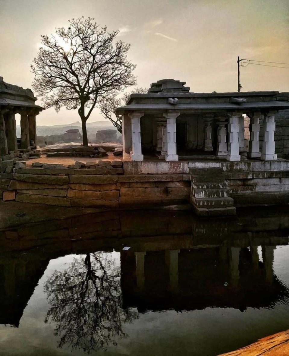 Sunrise Guest House & Restaurant Hampi Esterno foto